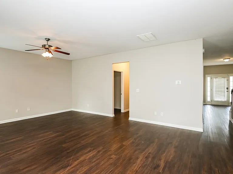 4235 Fourth Rail Ln — Photo 4