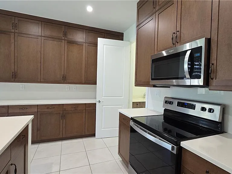 4881 Gambero Way — Photo 4