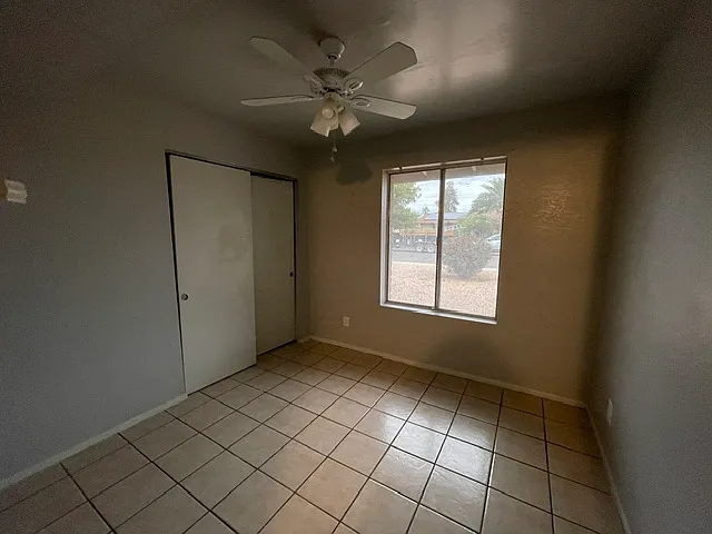 626 E Jahns Pl — Photo 10