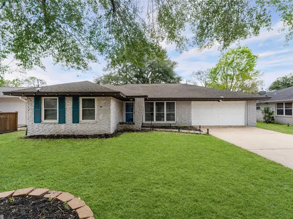 4811 Stillbrooke Dr, Houston, TX 77035