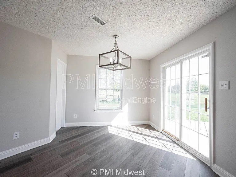 859 Runnymede Dr — Photo 18