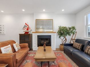 22 White Street Pl #1, Somerville, MA 02144