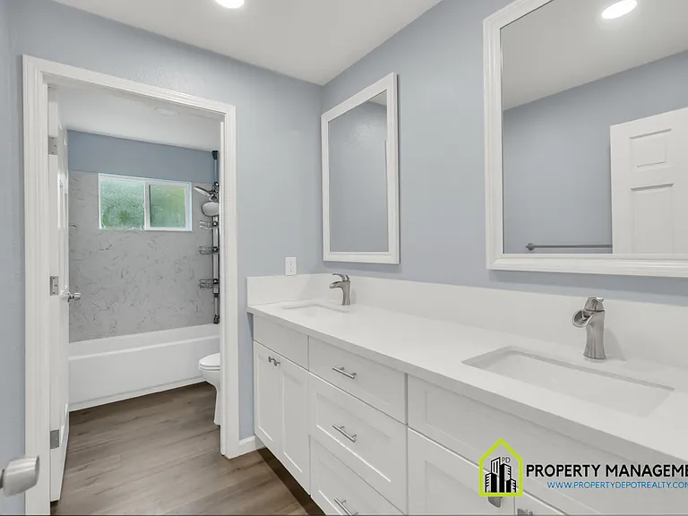 5334 Karbet Way — Photo 27