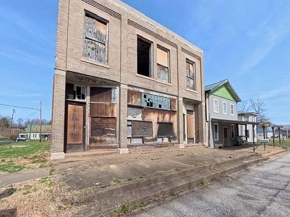 2nd image of 26500 Main St