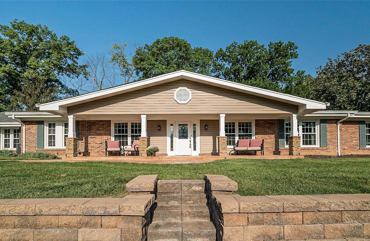 3 Greenbank Dr, Chesterfield, MO 63005 Zillow
