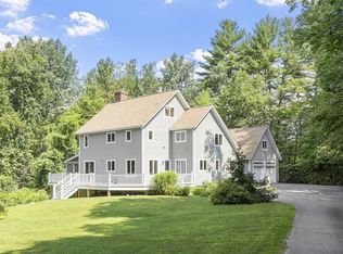 160 Stearns St, Carlisle, MA 01741
