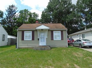 936 Kelly Ave, Akron, OH 44306