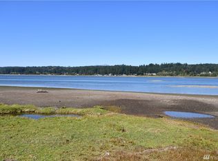 172 E Hummingbird Ln, Belfair, WA 98528