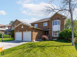 615 Sandford St, Newmarket, ON L3X 1T4