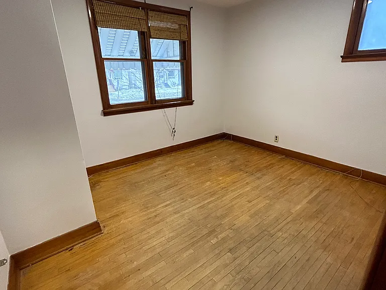 619 Fleet Ave #619 — Photo 8