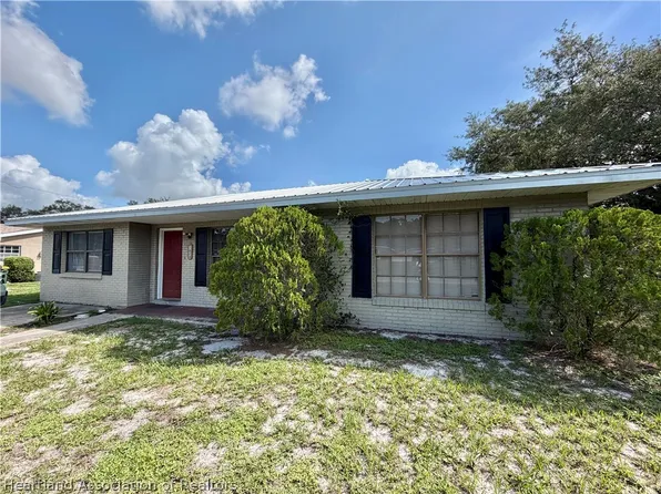 3824 Citroen Dr, Sebring, FL 33872