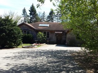 1721 E Kensington Rd, Mount Prospect, IL 60056