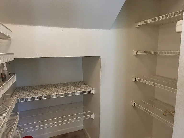 968 Sterling Cir — Photo 25
