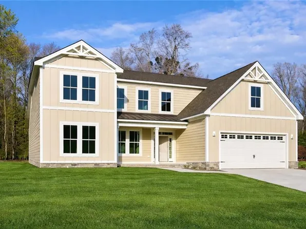 320 Rhapsody Dr, Suffolk, VA 23435