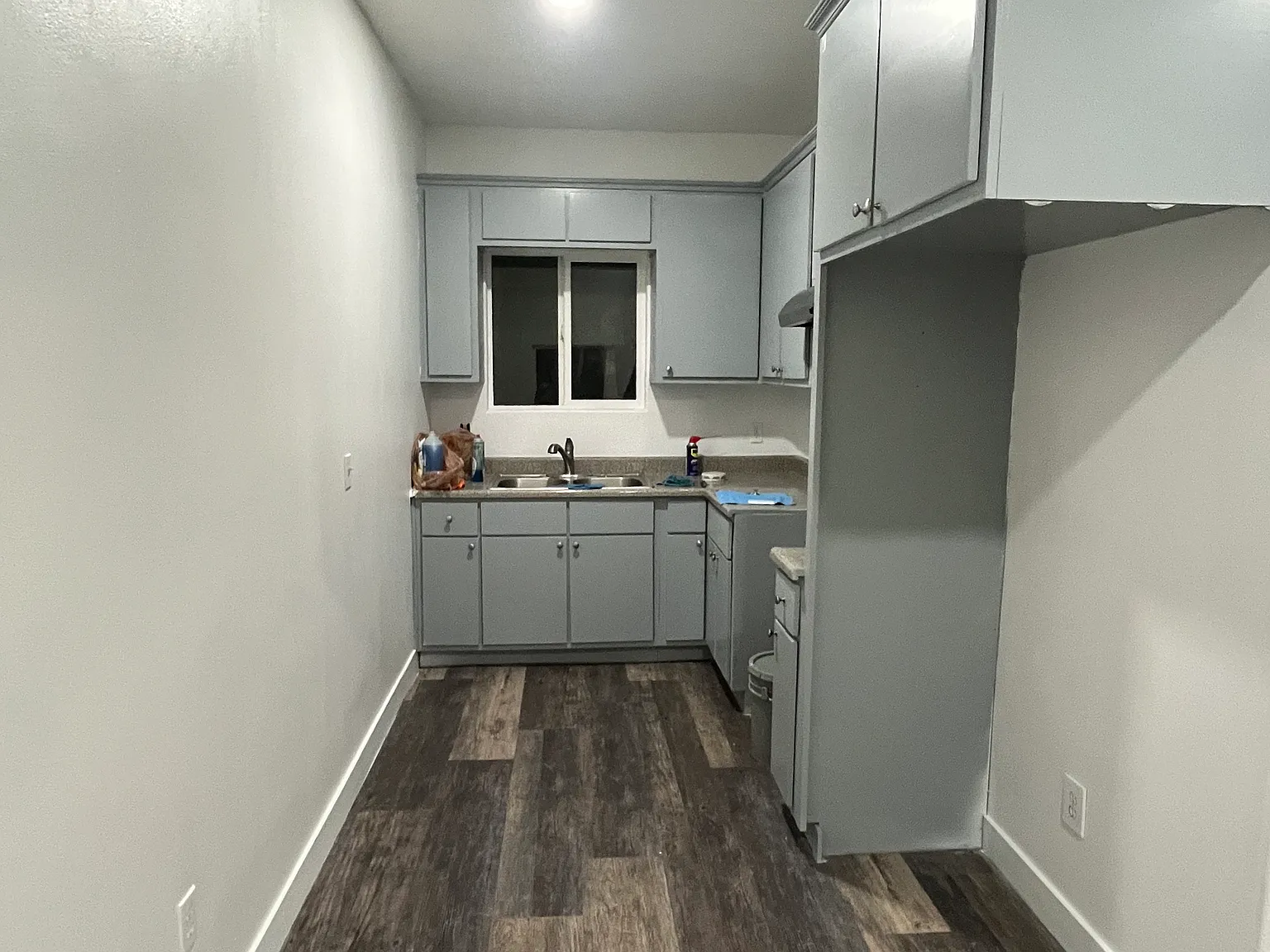 1 bed, 430 sqft, $1,900 — Photo 3