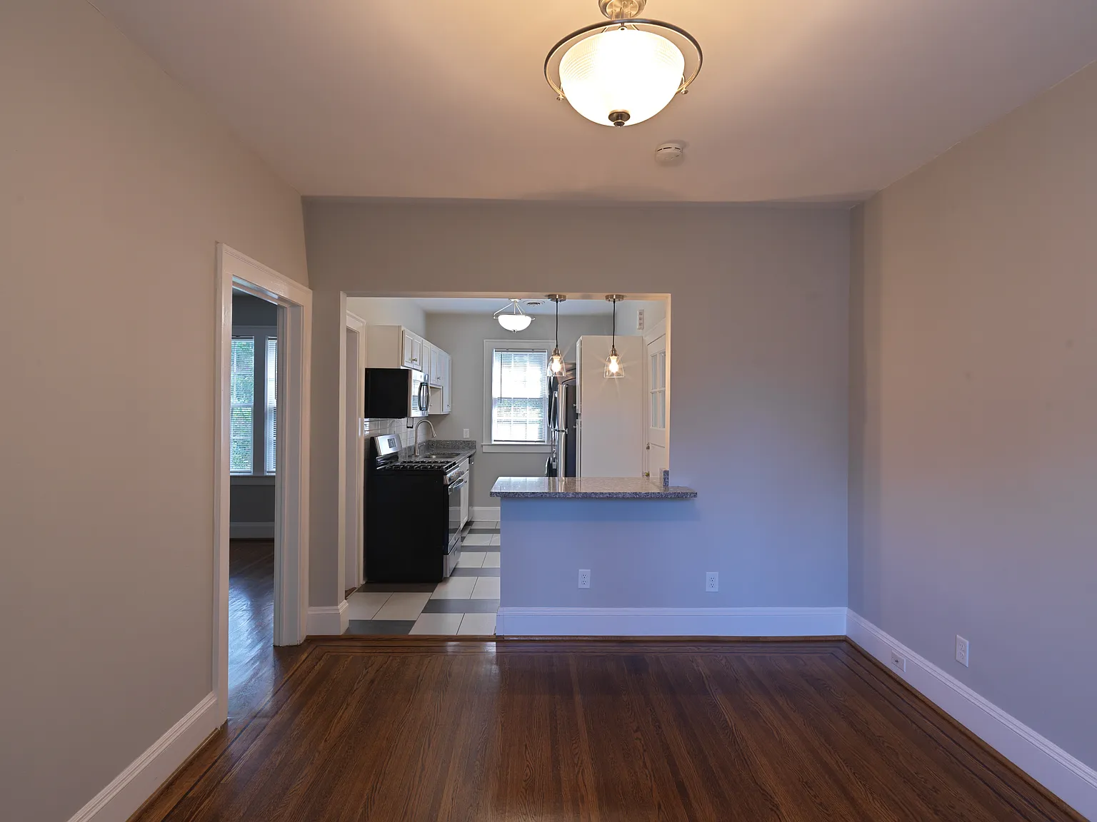 1 bed, 1095 sqft, $1,199 — Photo 4