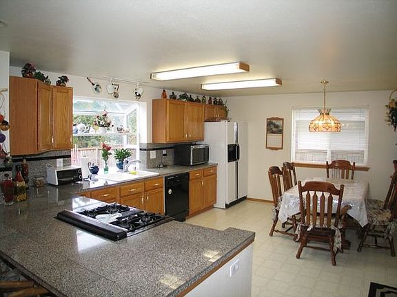Open kitchen