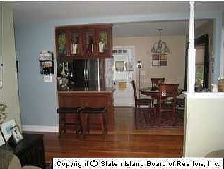 3rd image of 171 Fairbanks Ave