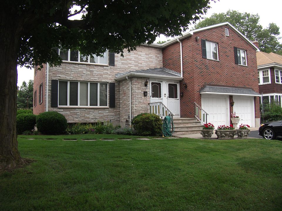 1st image of 50 Prescott St