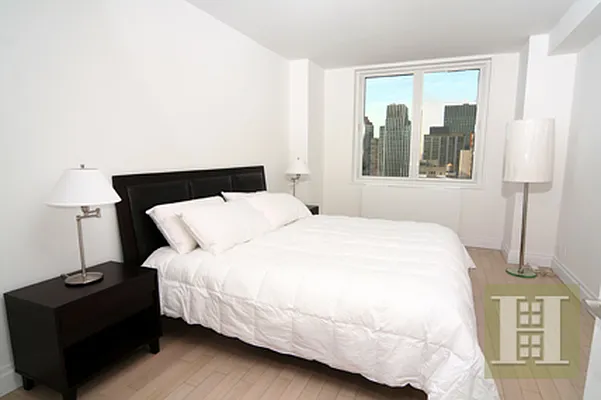 Rented by Halstead Real Estate | media 13