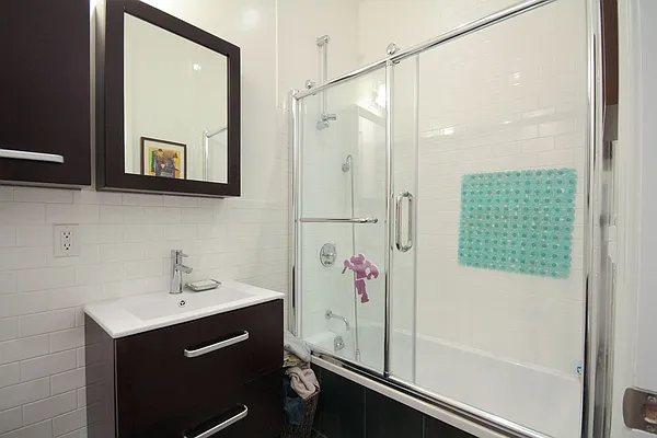 Rented by Compass | media 10