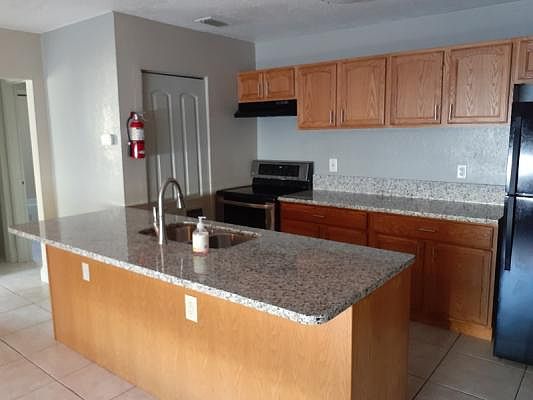 2nd image of 1742 2nd Ave N APT 3