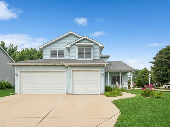 524 Highland Dr, Elburn, IL 60119