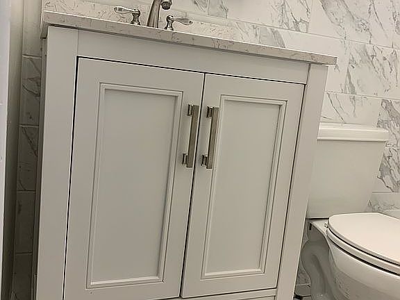 Renovated full bathroom 
