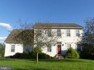 828 Hancock Dr, Gettysburg, PA 17325