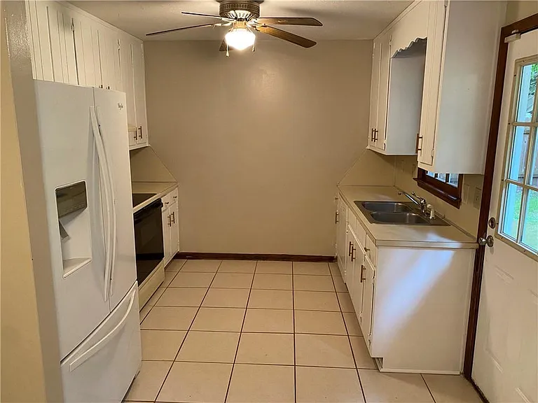 475 Radio Ct — Photo 7