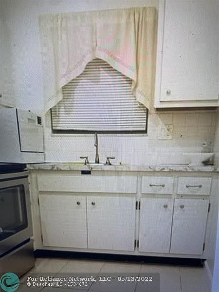 1st image of 6191 SW 37th St APT 207