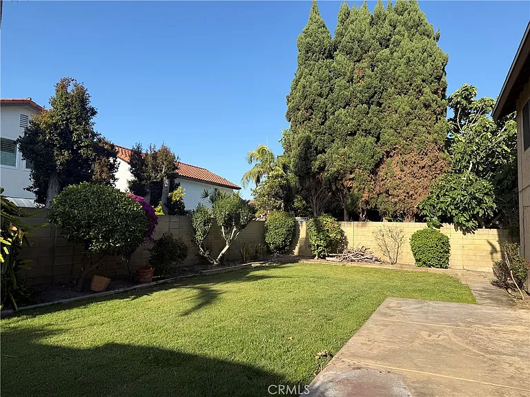 8281 Devilwood Cir — Photo 12