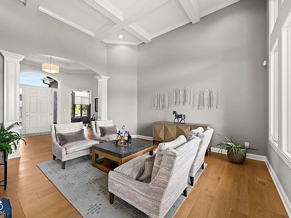 4th image of 11108 Golden Bear Way
