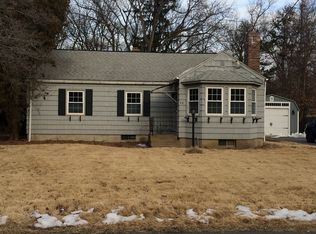 66 Liberty St, Feeding Hills, MA 01030