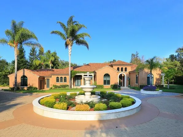 26966 Fremont Rd, Los Altos, CA 94022