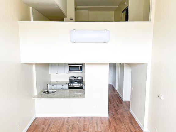 3rd image of 1 Landmark Sq APT 114