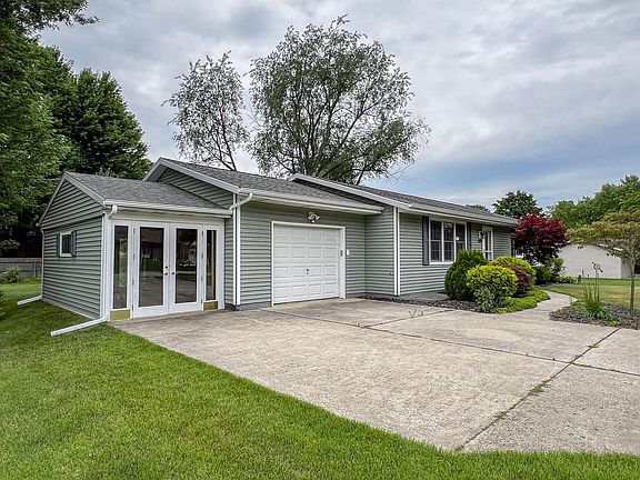 4th image of 405 Fairfield Dr