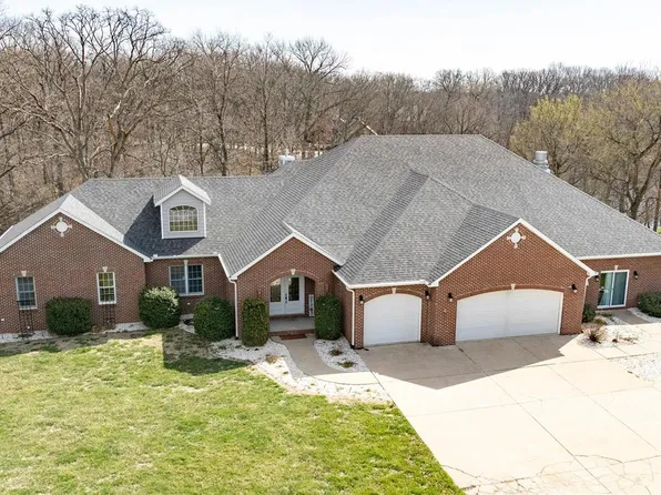 5335 N Seminary Rd, Alton, IL 62002