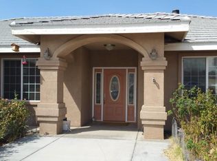 10283 Sierra Rd, California City, CA 93505