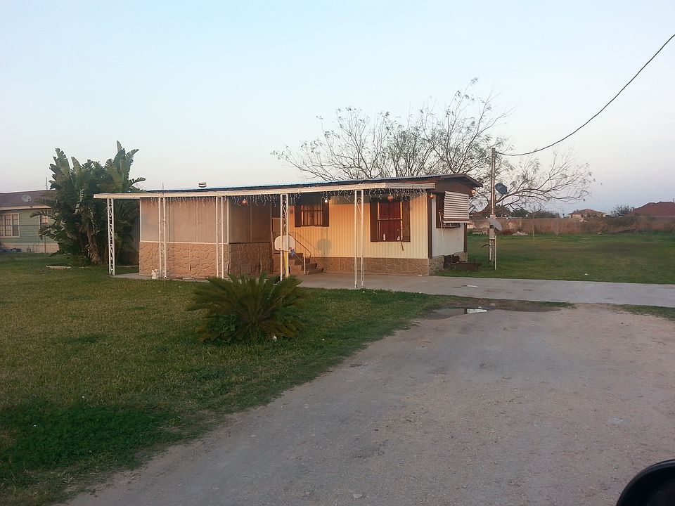 1st image of 7116 De La Madrid
