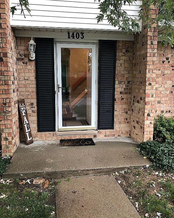 1st image of 1403 Wexford Dr