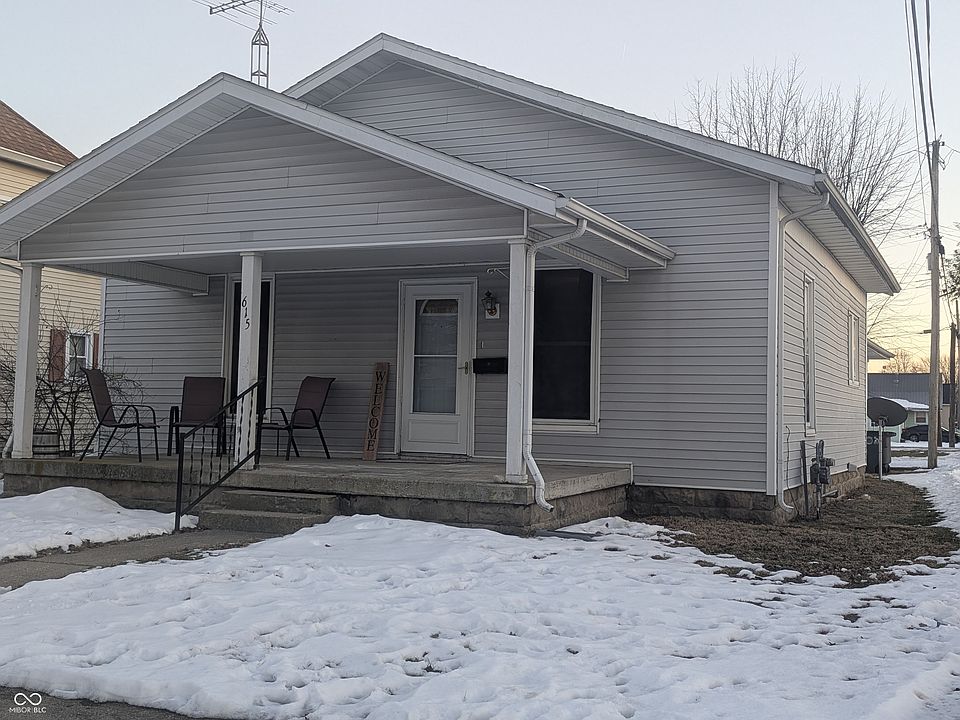 1st image of 615 W 10th St