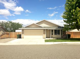 8003 Saturna Dr, Pasco, WA 99301