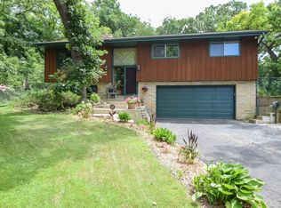 S94W23235 Meadow View Ln, Big Bend, WI 53103