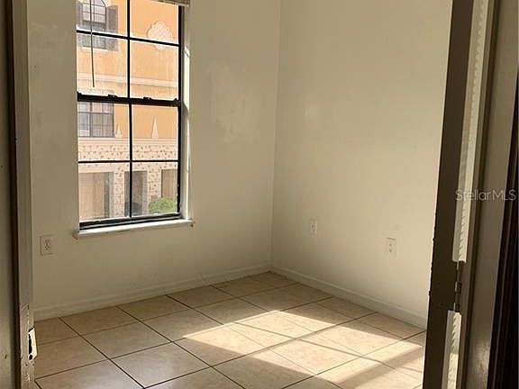 5th image of 6123 Metrowest Blvd Unit 104