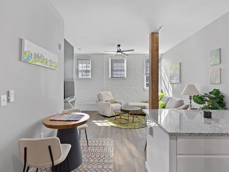 322 S Patterson Blvd — Photo 23