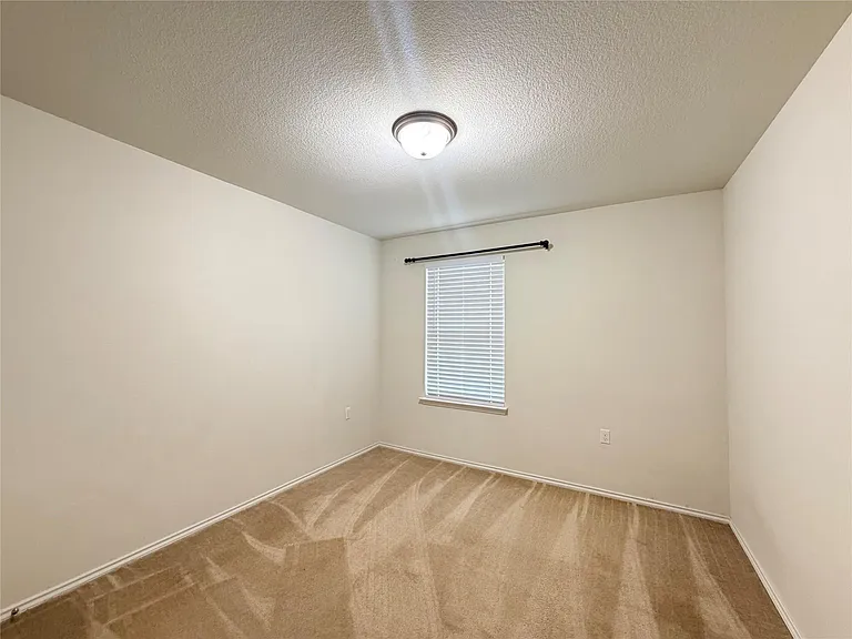 11704 Monterosso Dr — Photo 15