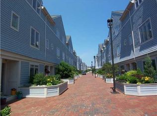 412 Chandlers Wharf #412, Portland, ME 04101