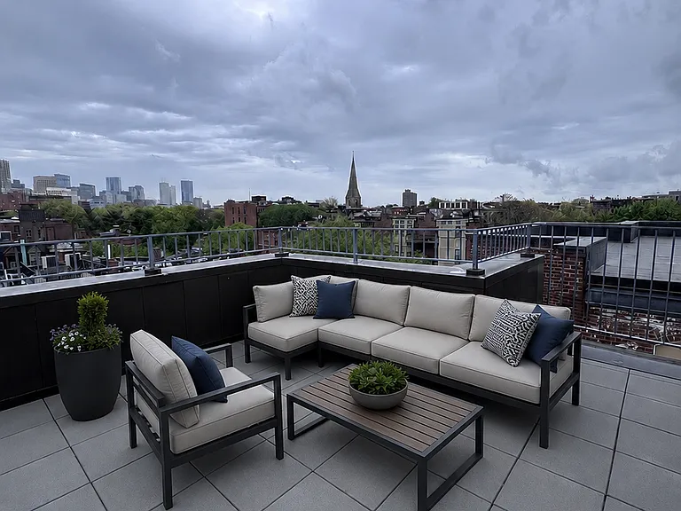 6-12 Blackwood Street — Photo 2