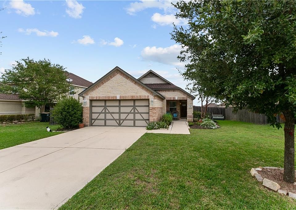 1st image of 575 Gina Dr
